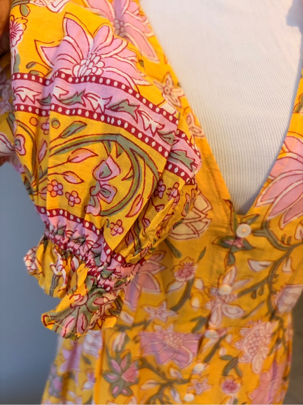 Velvet by Graham & Spencer Yellow Pink Floral Dress - Picture 4 of 7